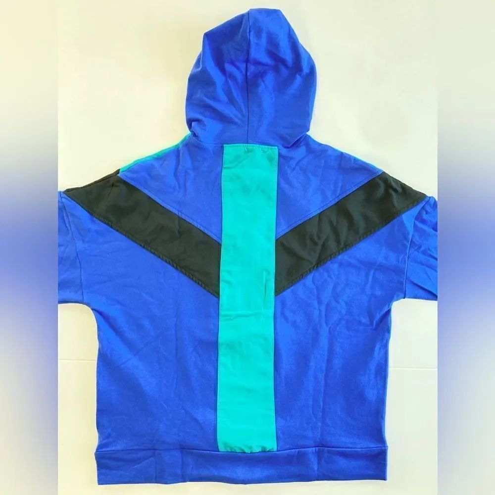 90's Style Hoodie - Picture 3 of 11